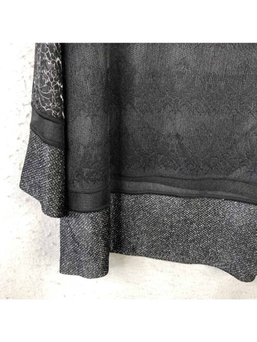 St. John Tunic Blouse Womens XL Black Lace Metallic Floral Bell Sleeve Party - Picture 13 of 16